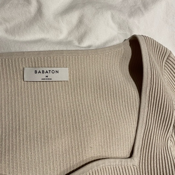 Aritzia long sleeve - Picture 2 of 2